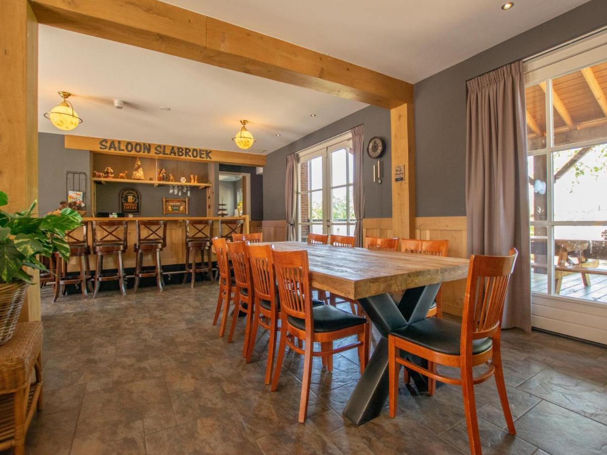 Lodge Slabroek Uden Esterno foto