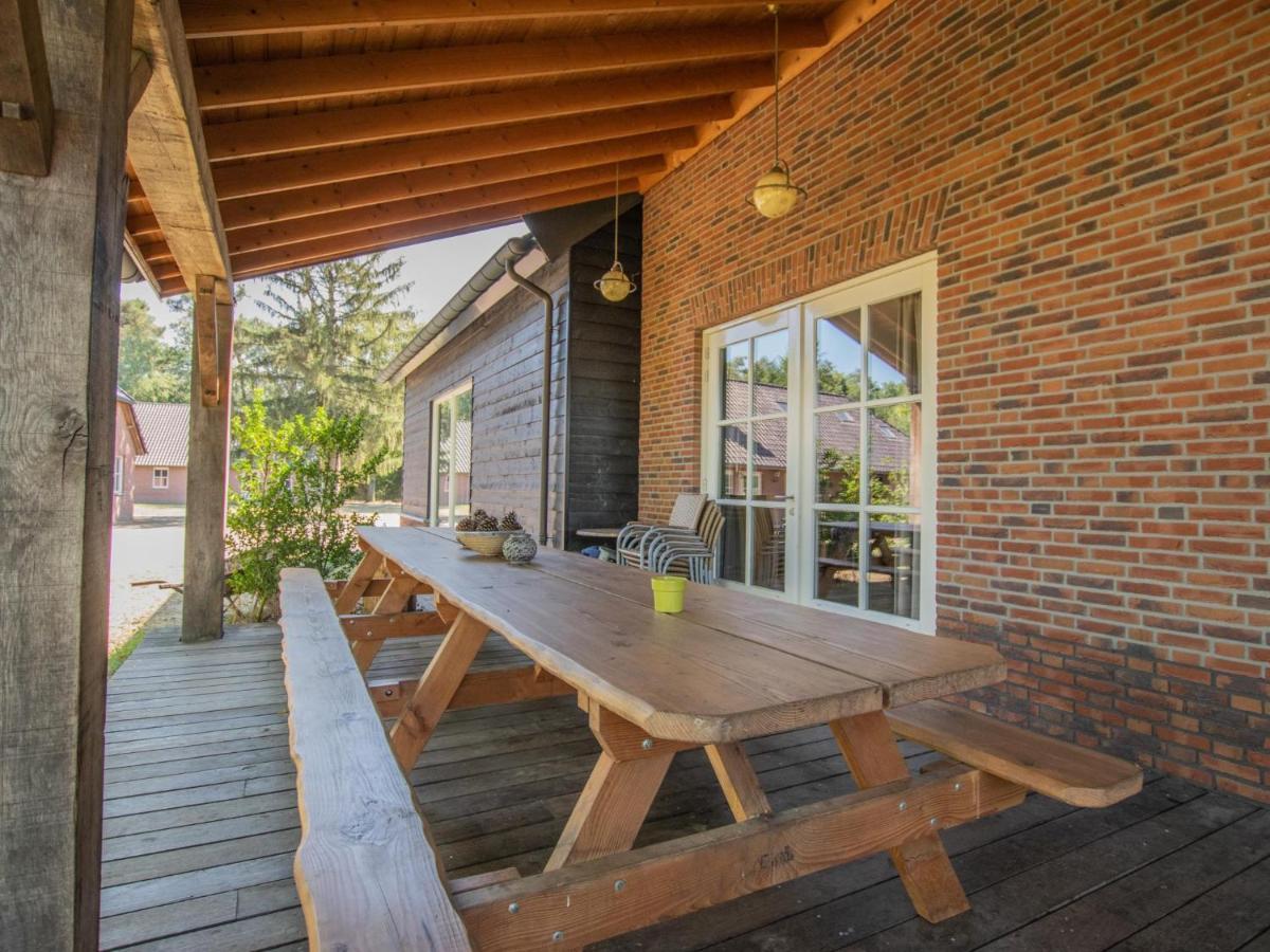 Lodge Slabroek Uden Esterno foto